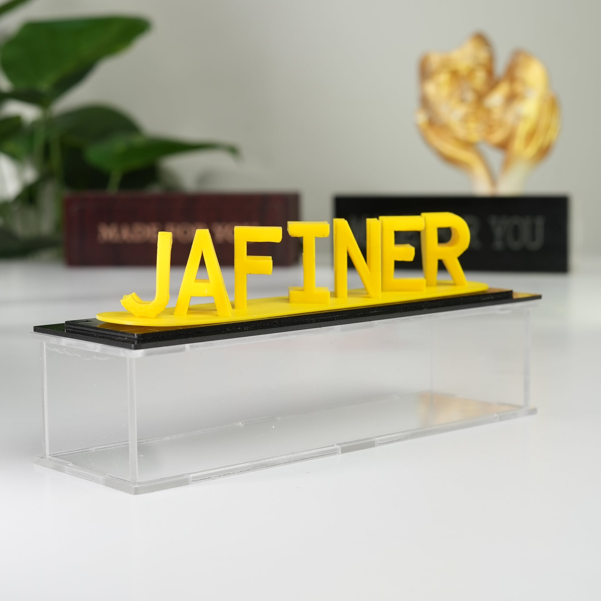 Two names fused in 3D illusion lamp